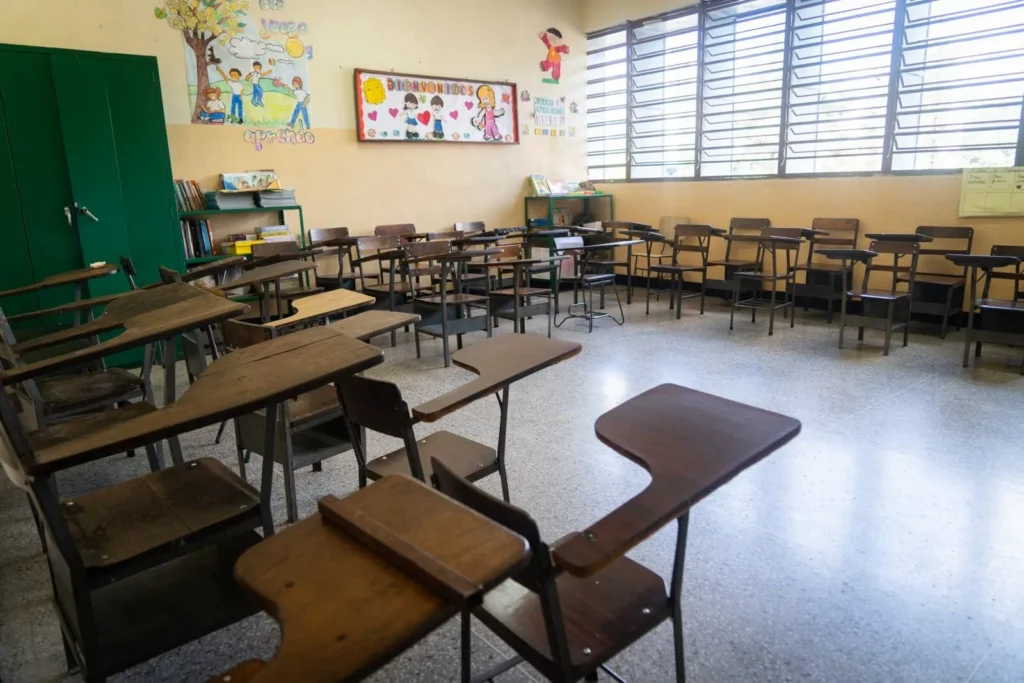 Inicio del año escolar 2026-2027 arranca con más de 6 millones de inscritos con una meta de siete millones