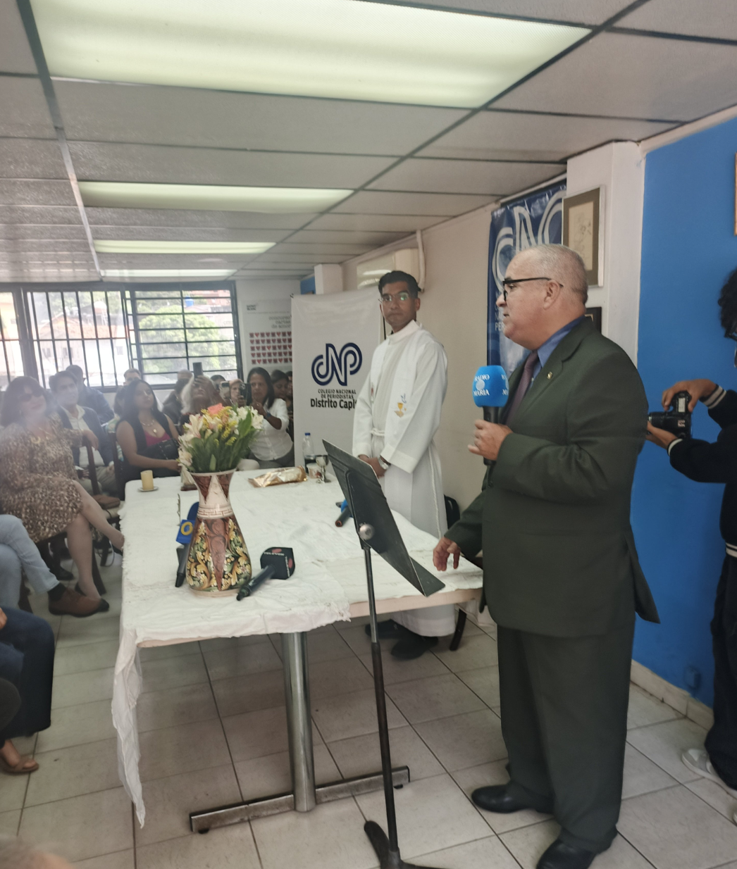 CNP condecora a decenas de periodistas y denuncia la persistente persecución al ejercicio gremial en Venezuela