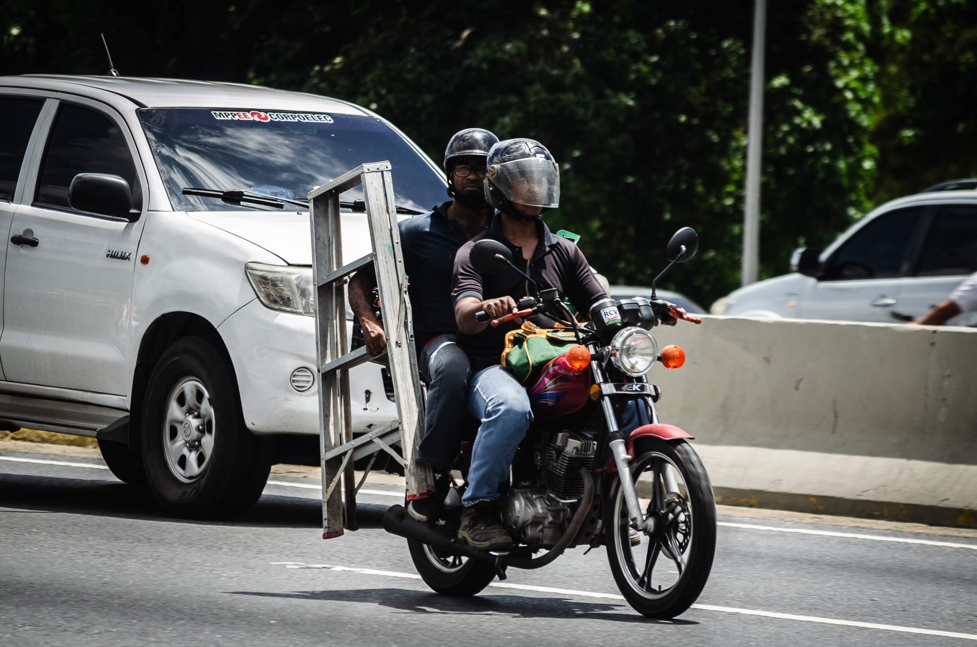 INTT lanza la campaña para promover la seguridad vial en motorizados