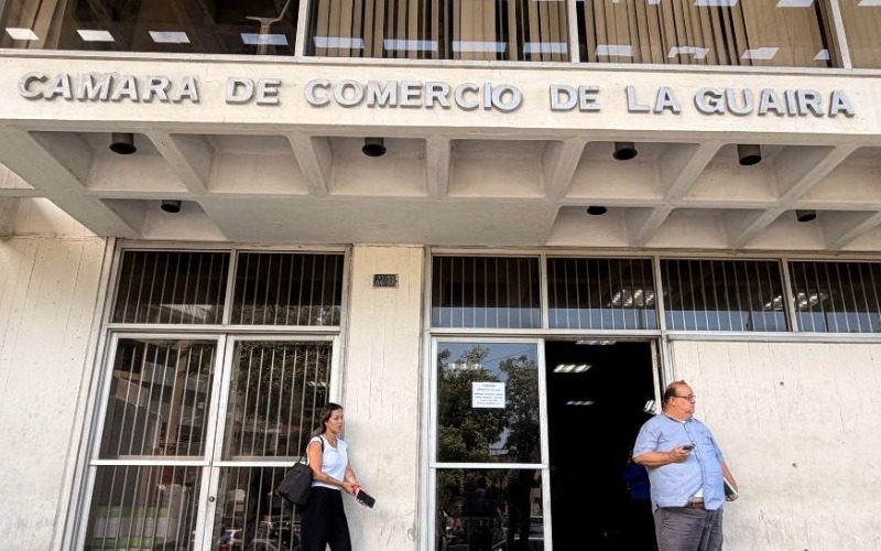 Comercio de La Guaira duramente golpeado