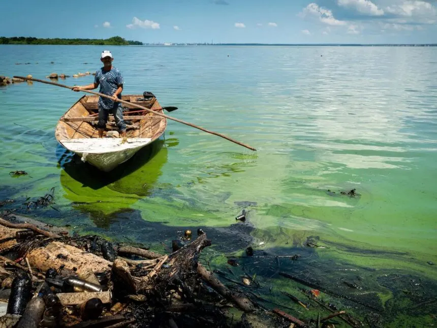 Azul Ambientalistas alerta sobre un nuevo derrame petrolero en el Lago de Maracaibo