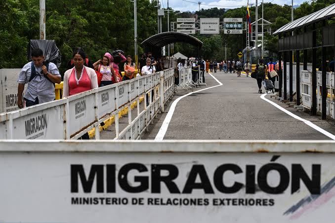 Más de 150.000 venezolanos sin retirar su Permiso por Protección Temporal
