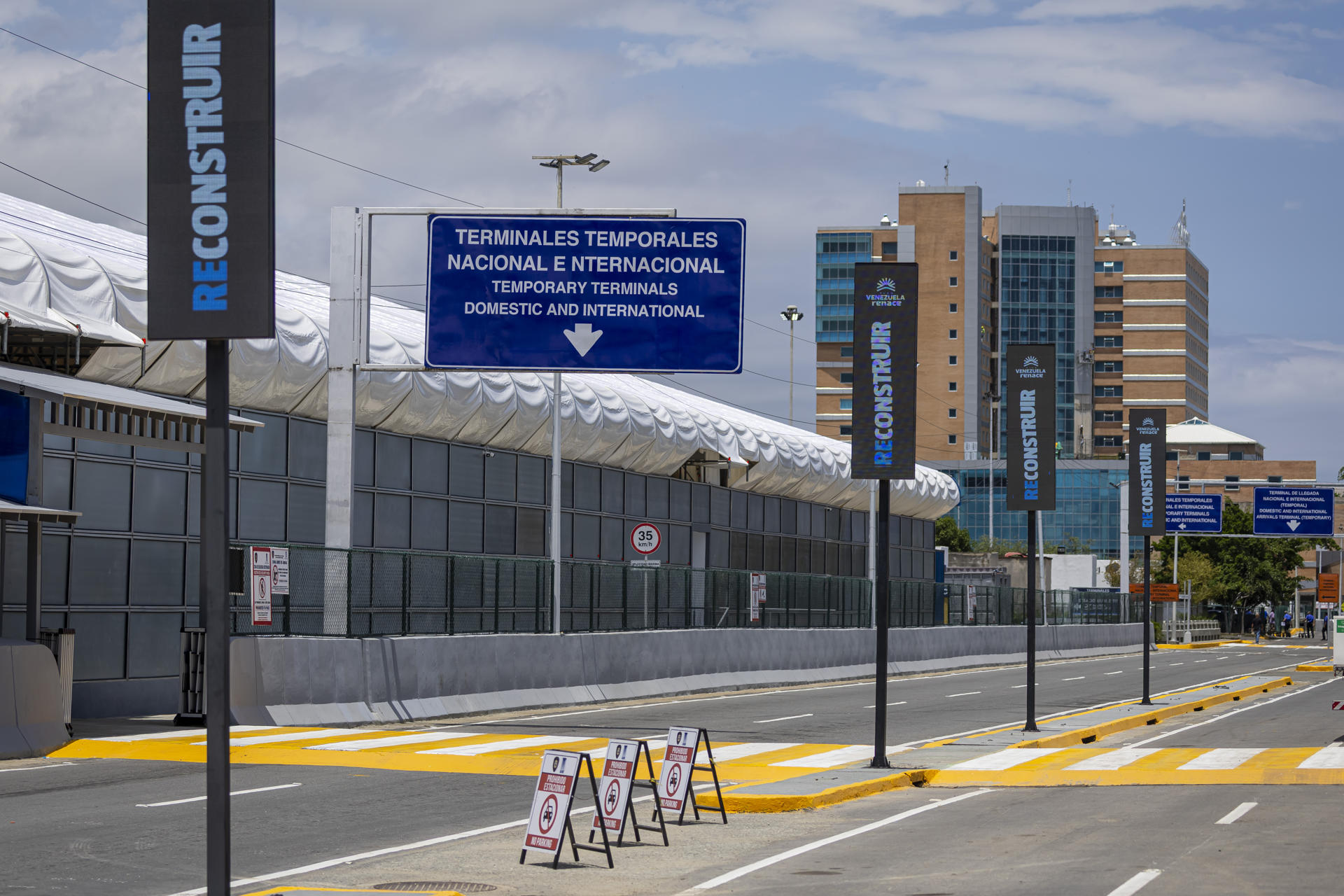 19 aerolíneas operan en las terminales temporales de Maiquetía