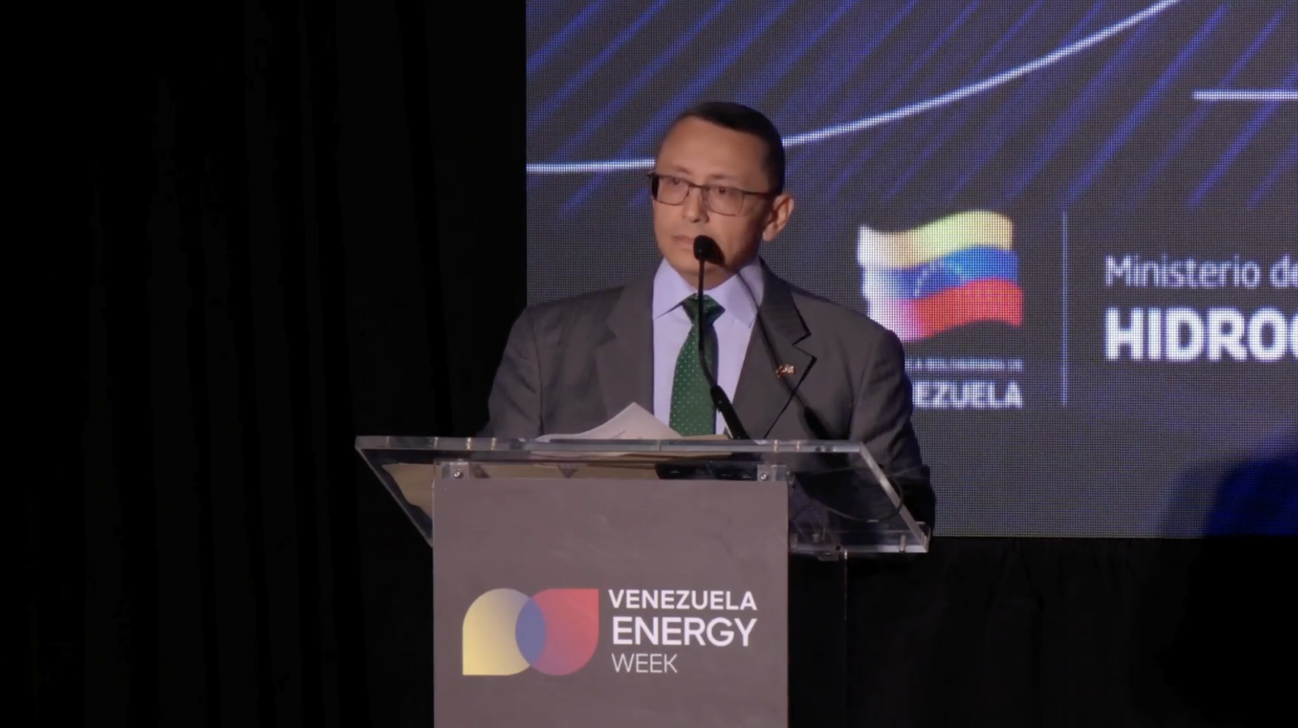 Pdvsa proyecta elevar la refinación nacional a 600.000 barriles diarios de crudo para 2027