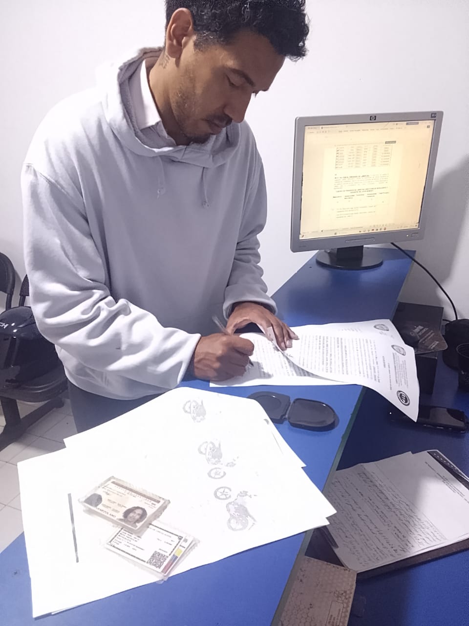 PoliHatillo resguardó moto tras descuido de su propietario