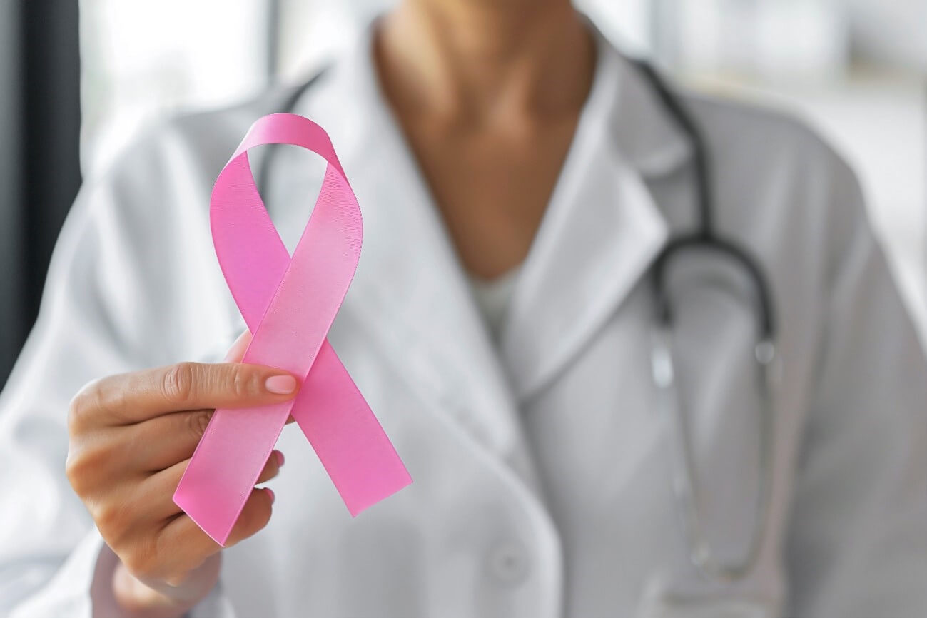 Estudio sugiere que fármaco supresor de lactancia reduce el riesgo de cáncer de mama