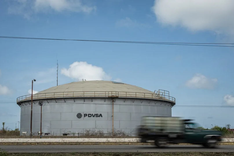 Continúan acuerdos petroleros: Invertirán 3.500 millones de dólares para reactivar campos petroleros en Cabimas y Delta